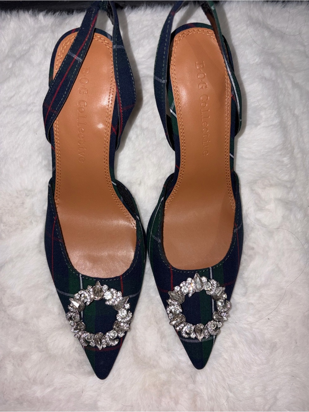 Holiday style heel